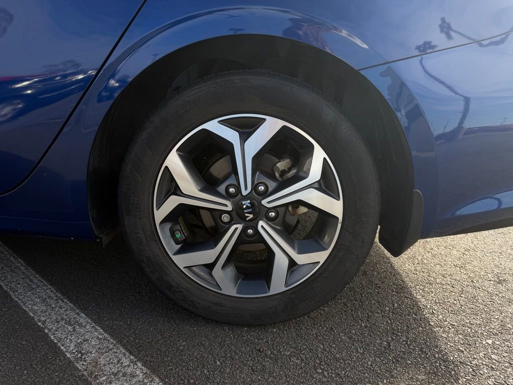 Used 2021 Kia Forte LXS image 28