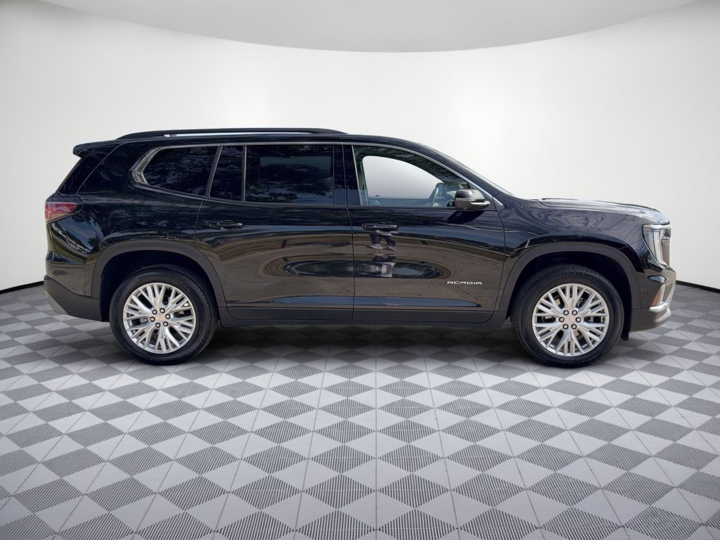 Certified 2026 GMC Acadia Elevation w/ Elevation Premium Package FWD image 8