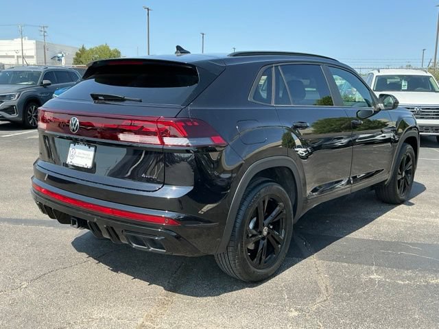 Certified 2026 Volkswagen Atlas Cross Sport SEL R-Line AWD/4WD image 3