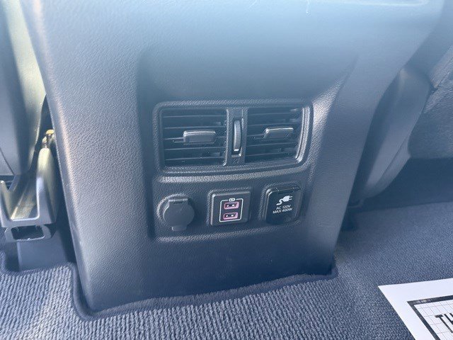 Used 2019 Nissan Titan PRO-4X image 17