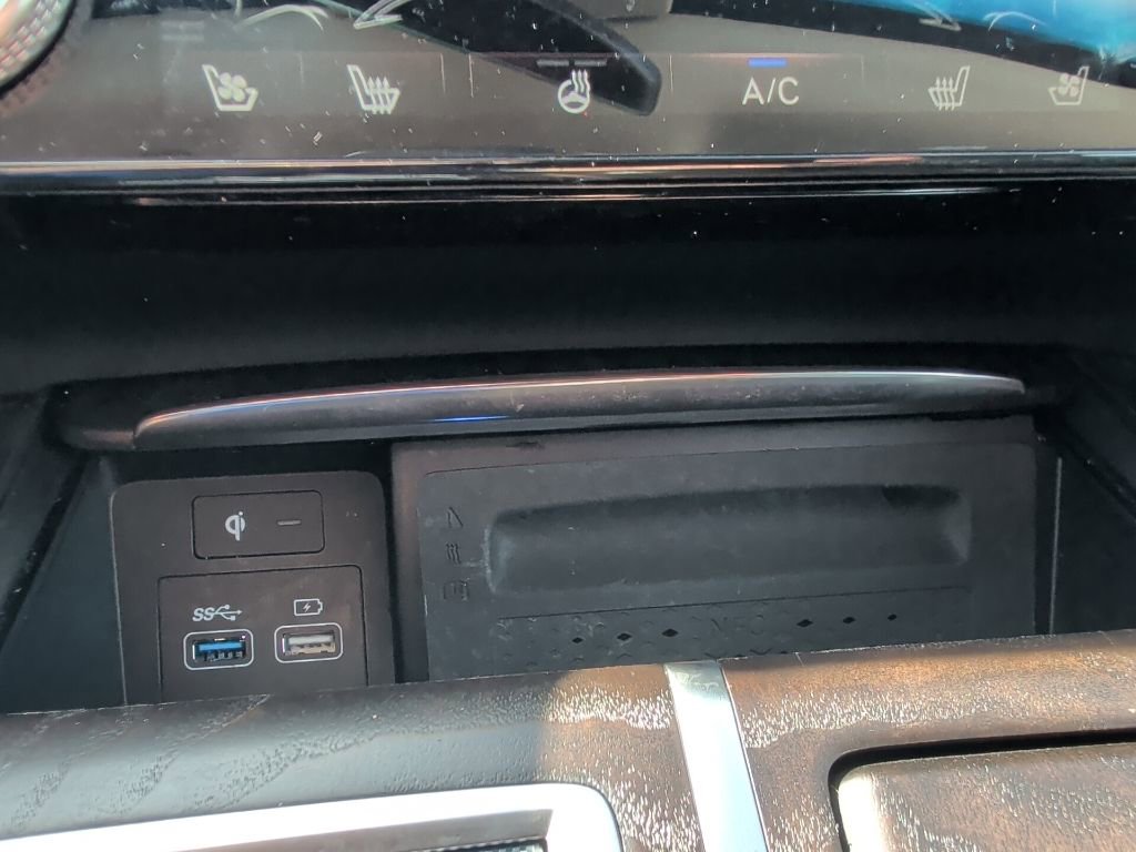 Used 2021 Genesis GV80 2.5T w/ Advanced Package 03 image 31