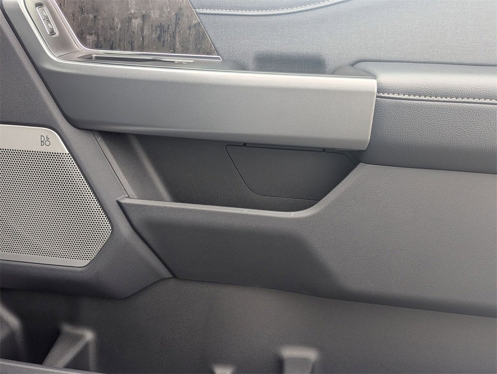 Used 2024 Ford F250 Lariat w/ Sport Appearance Package image 29