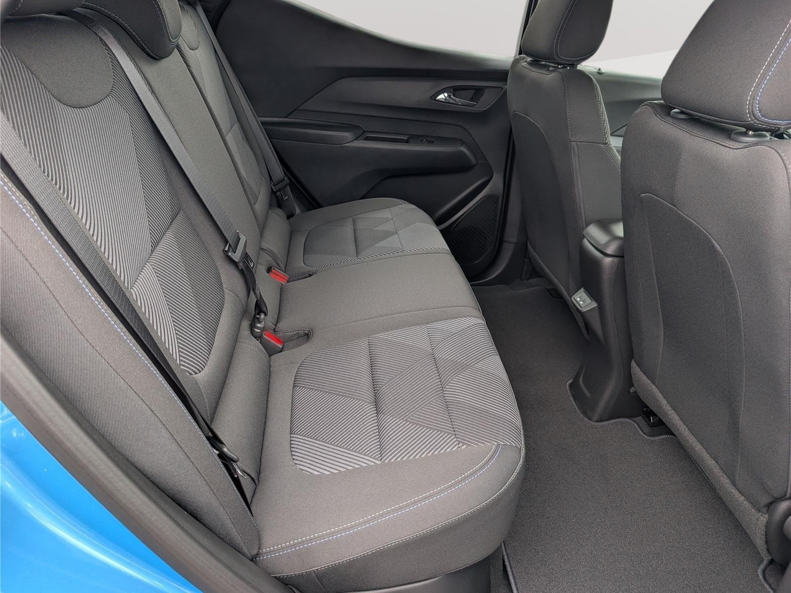 New 2027 Chevrolet Bolt LT FWD image 7