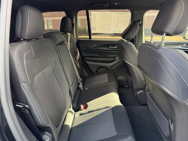 Used 2024 Jeep Grand Cherokee Laredo w/ MOPAR Finishing Package image 27