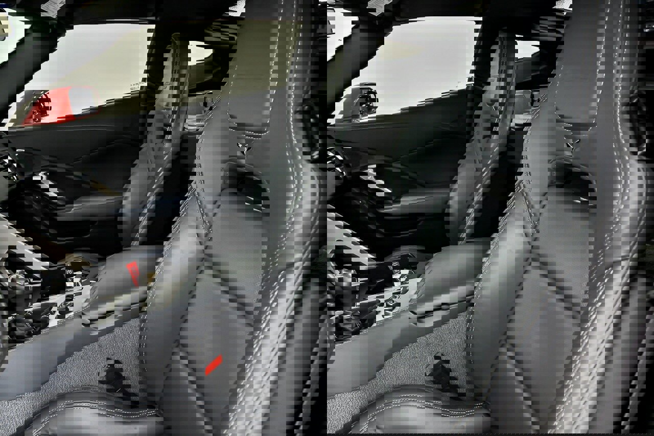 Used 2015 Chevrolet Corvette Z06 w/ Z07 Performance Package image 23