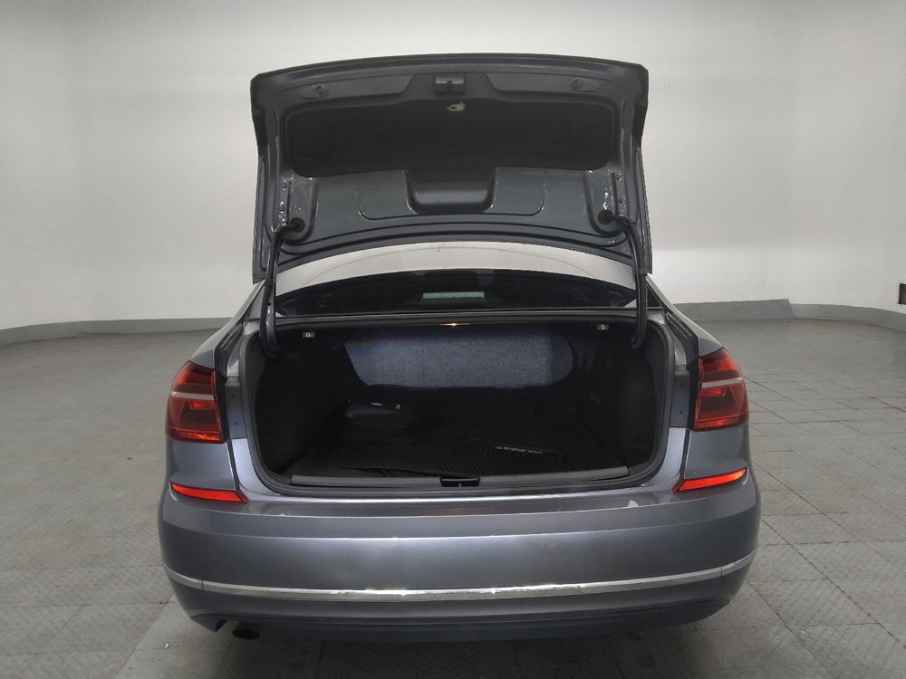 Used 2019 Volkswagen Passat Wolfsburg Edition FWD image 29