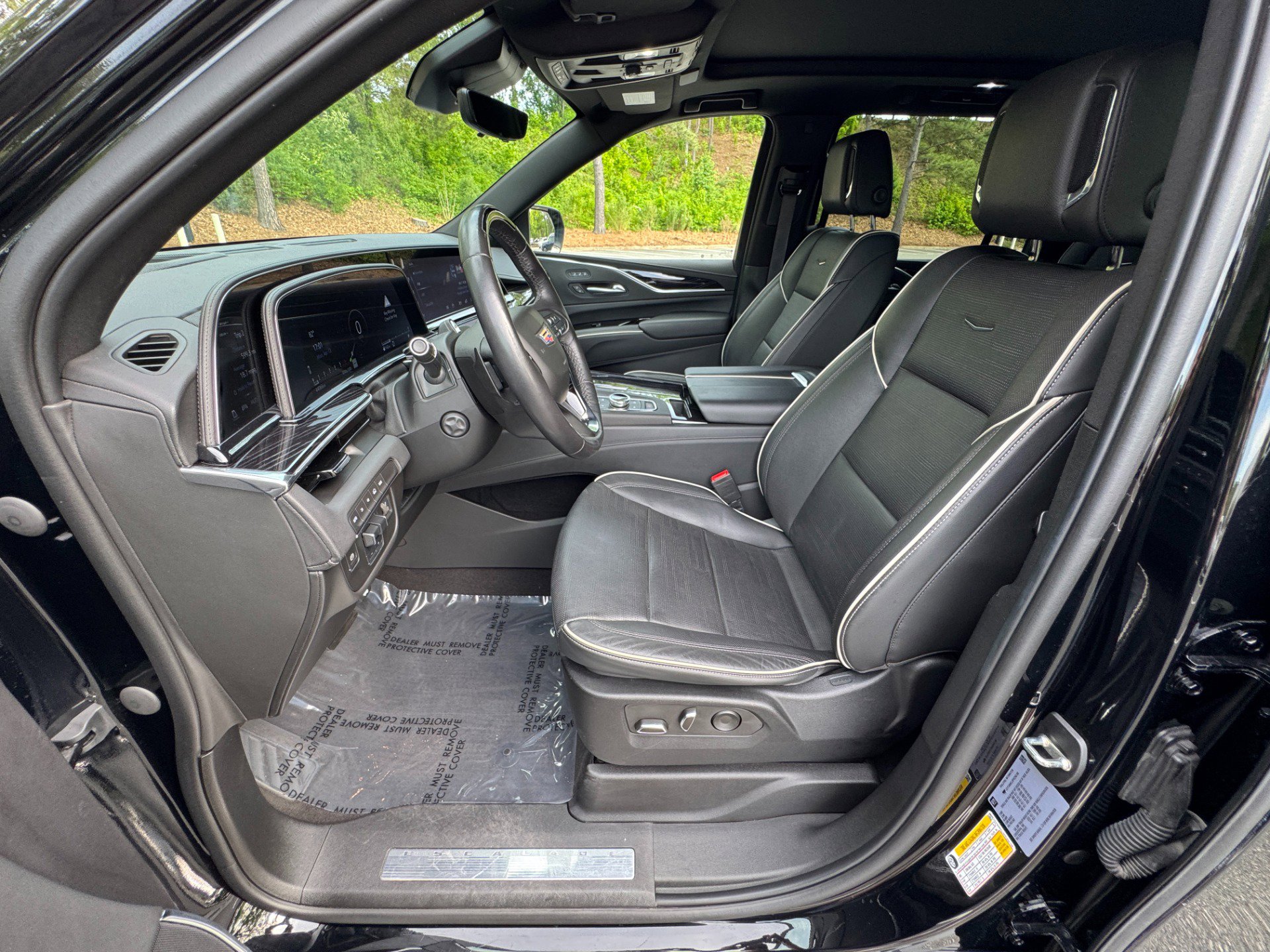 Used 2023 Cadillac Escalade ESV Sport image 24