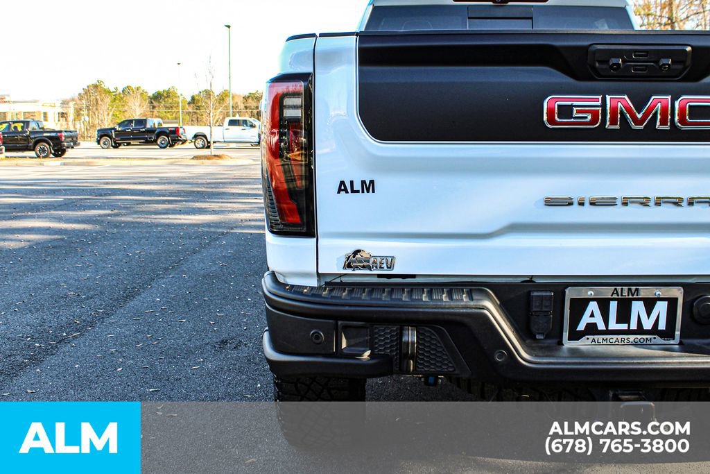 Used 2024 GMC Sierra 2500 AT4X w/ AT4X AEV Edition image 13