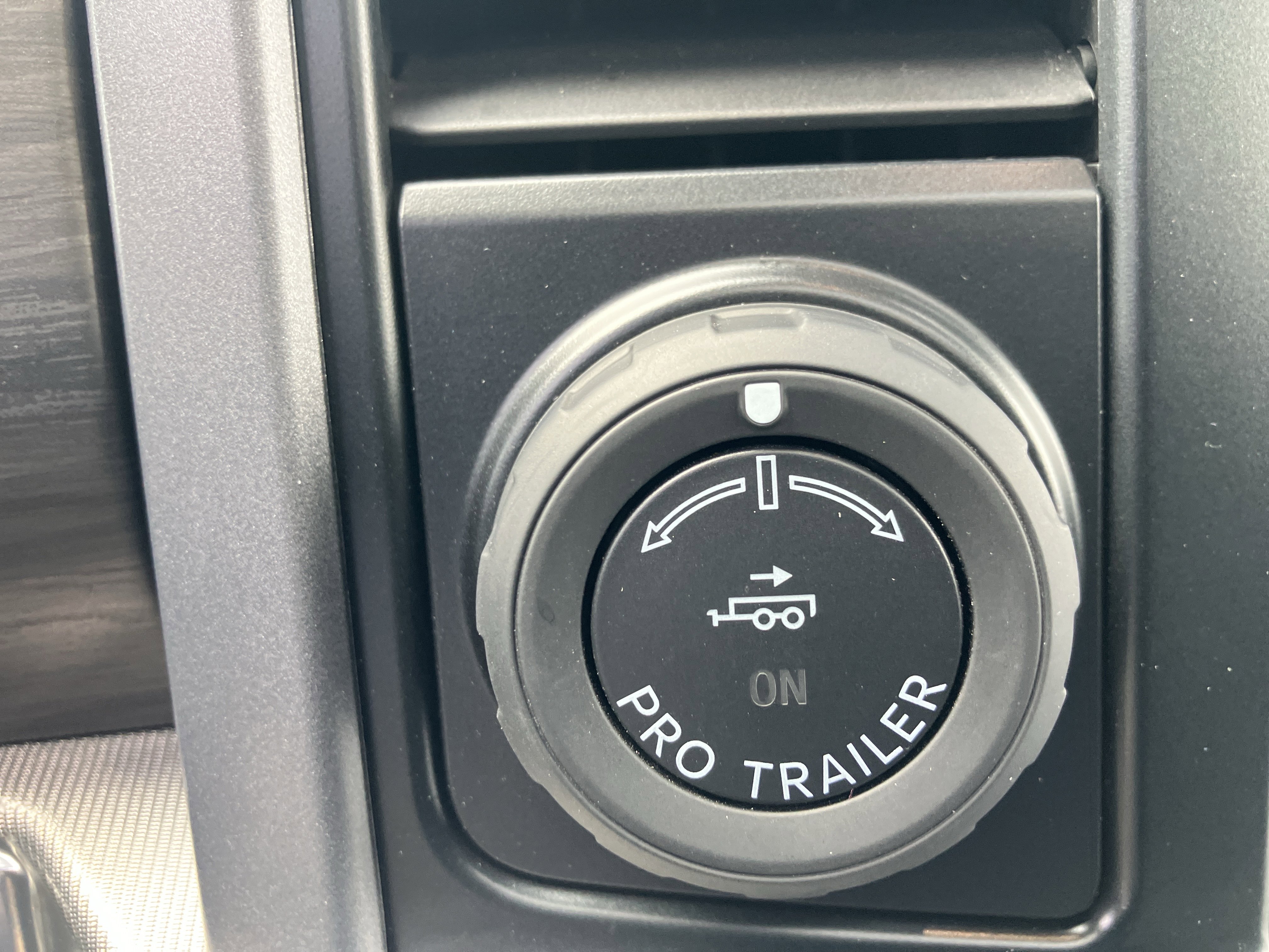 Used 2024 Ford F150 Lariat image 29