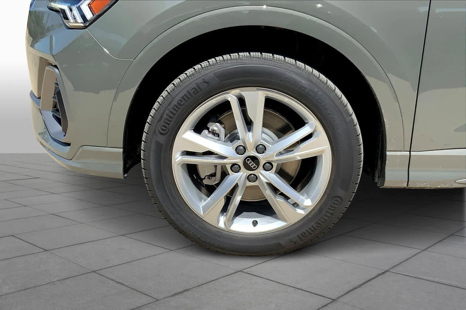 Used 2024 Audi Q3 2.0T Premium Plus AWD/4WD image 11