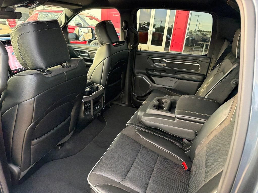 Used 2026 RAM 1500 Laramie AWD/4WD image 17