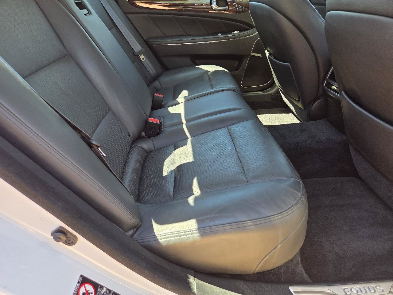 Used 2016 Hyundai Equus Signature RWD image 11