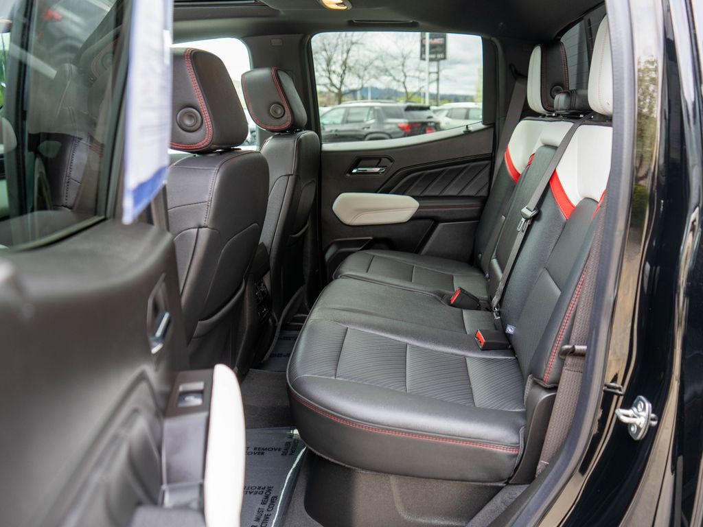 Used 2024 GMC Canyon AT4X AWD/4WD image 13