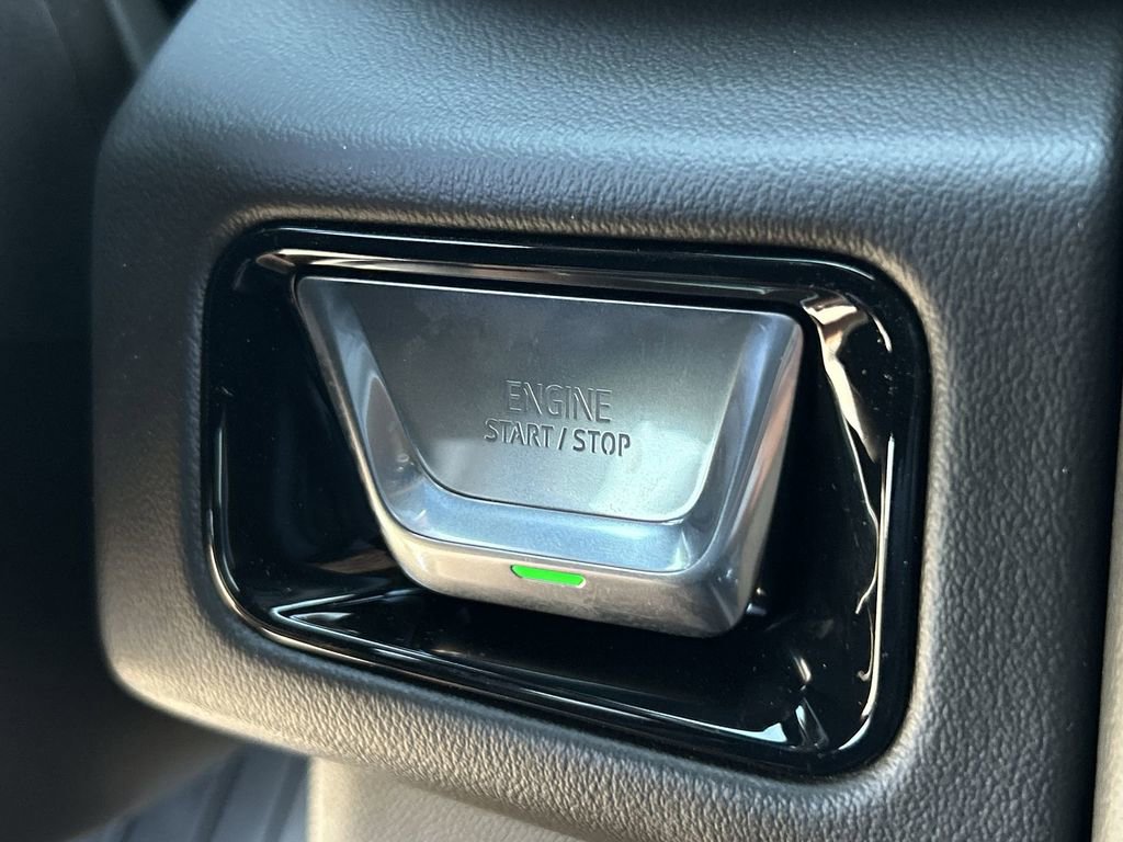 New 2026 GMC Yukon XL Elevation image 17