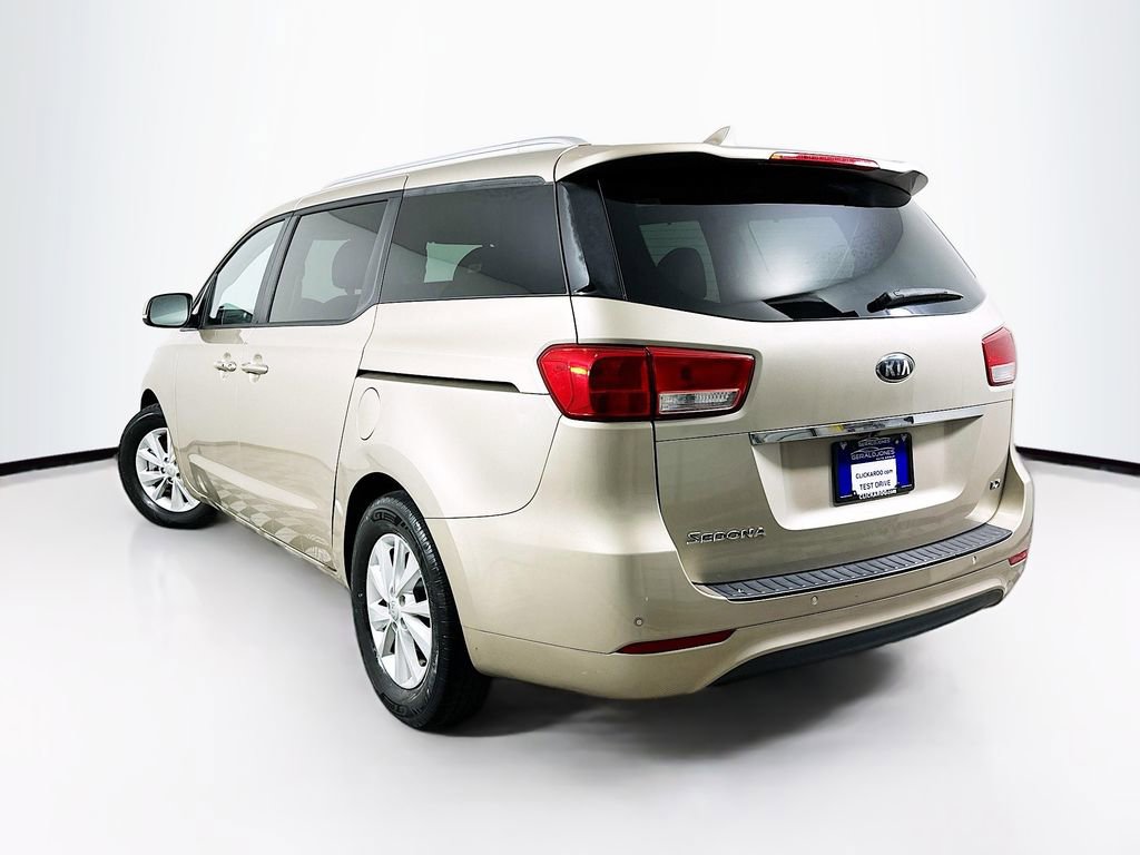 Used 2017 Kia Sedona LX w/ LX Essentials Premium Package image 6