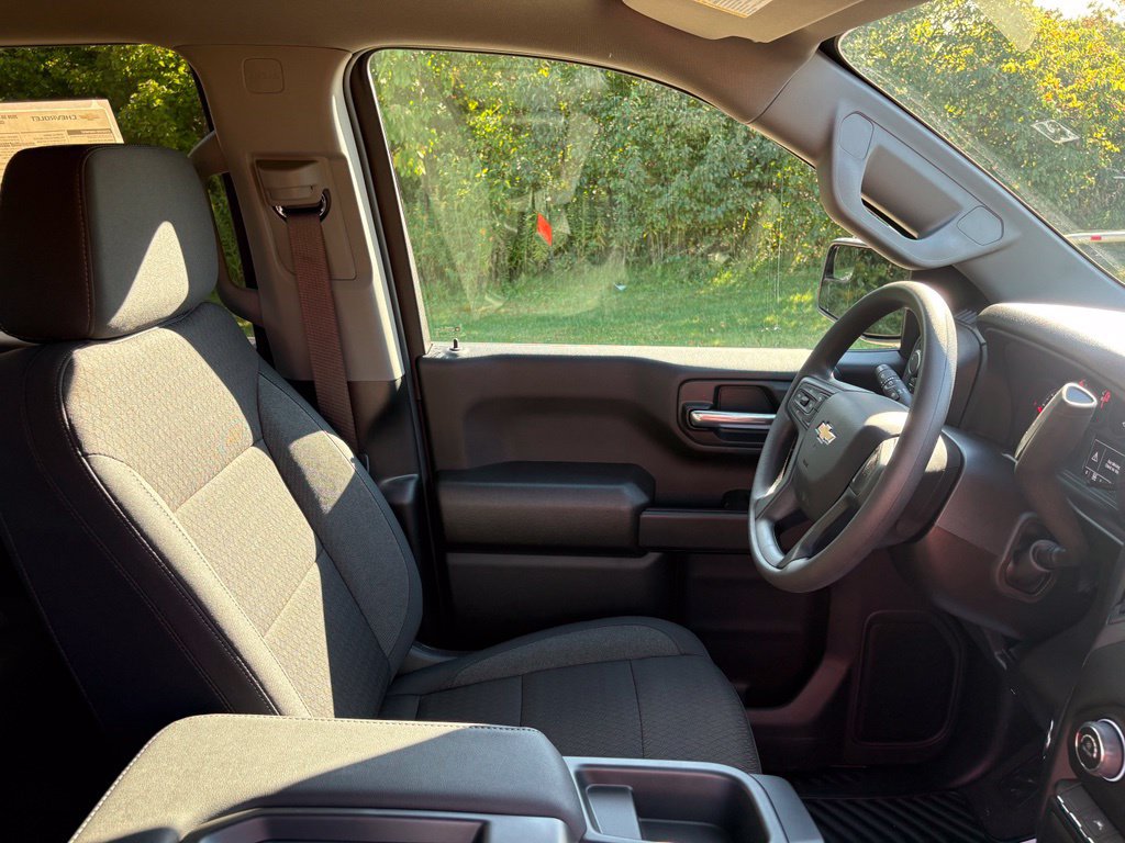New 2026 Chevrolet Silverado 1500 Custom AWD/4WD image 27