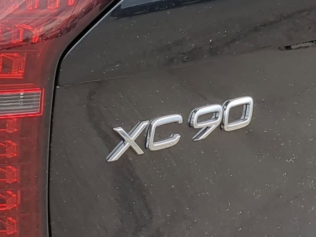 New 2026 Volvo XC90 T8 Plus w/ Protection Package Premier AWD/4WD image 12