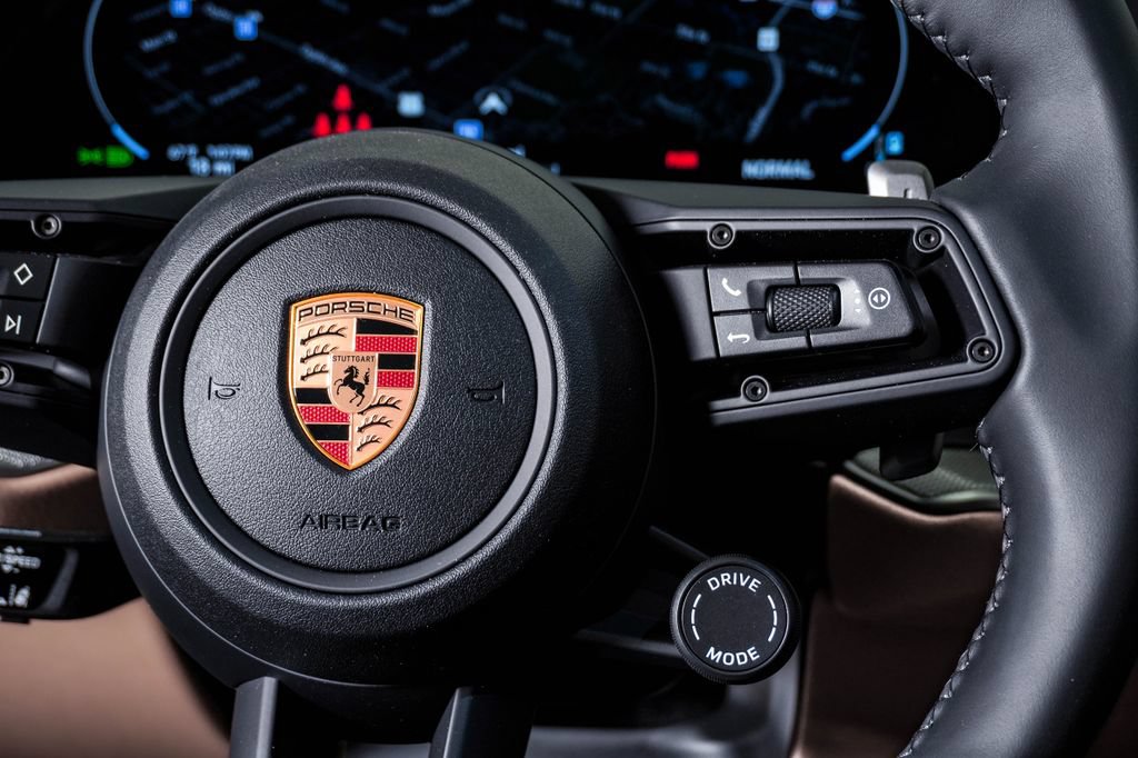 New 2026 Porsche Cayenne AWD/4WD image 19