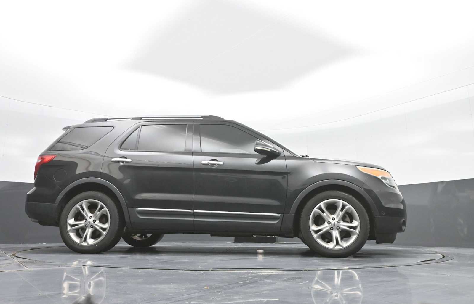 Used 2012 Ford Explorer Limited image 36