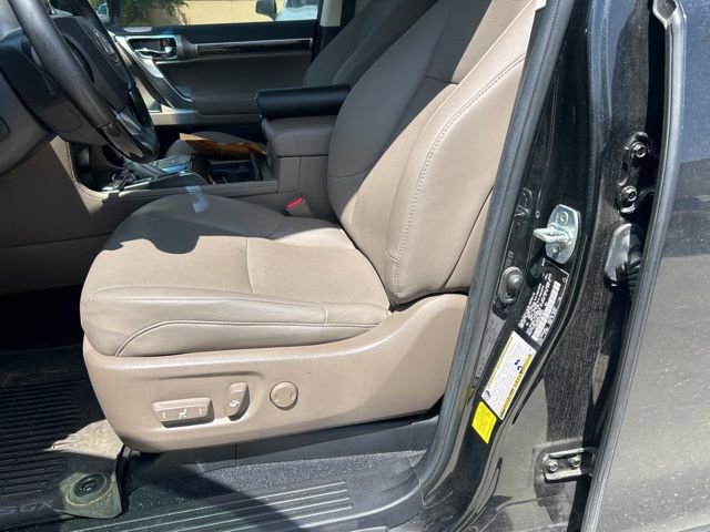 Used 2023 Lexus GX 460 Premium AWD/4WD image 15