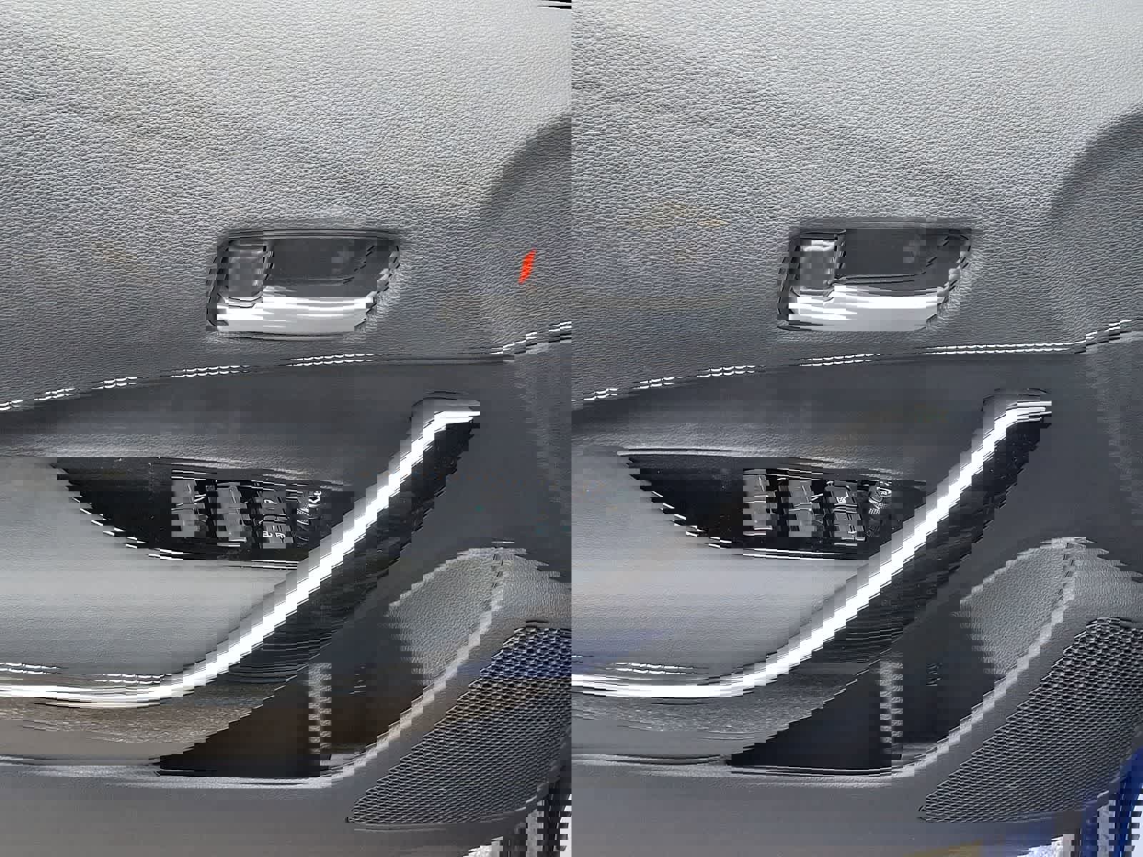 New 2026 Toyota Corolla XSE FWD image 10