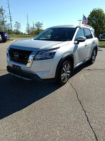 Certified 2022 Nissan Pathfinder Platinum 360° Tour