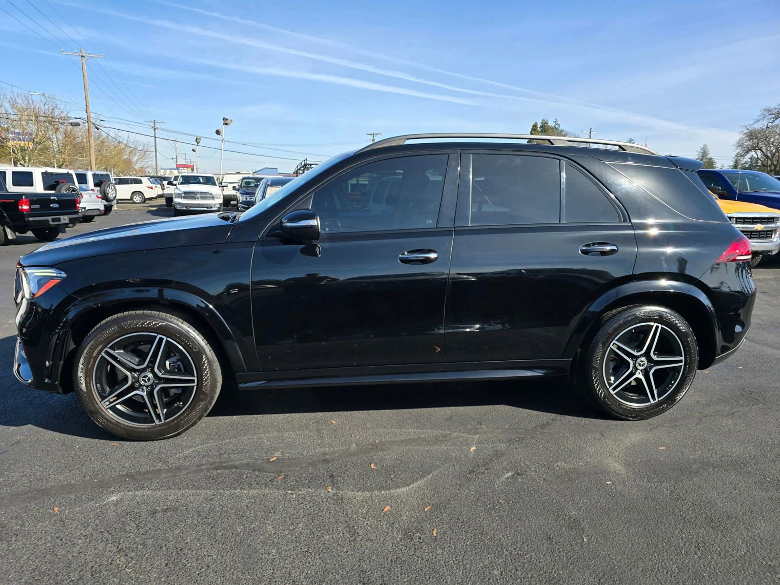 Used 2020 Mercedes-Benz GLE 350 4MATIC image 2
