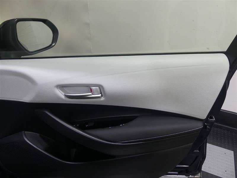 Used 2022 Toyota Corolla SE FWD image 18