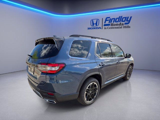 New 2026 Honda Pilot Touring image 4