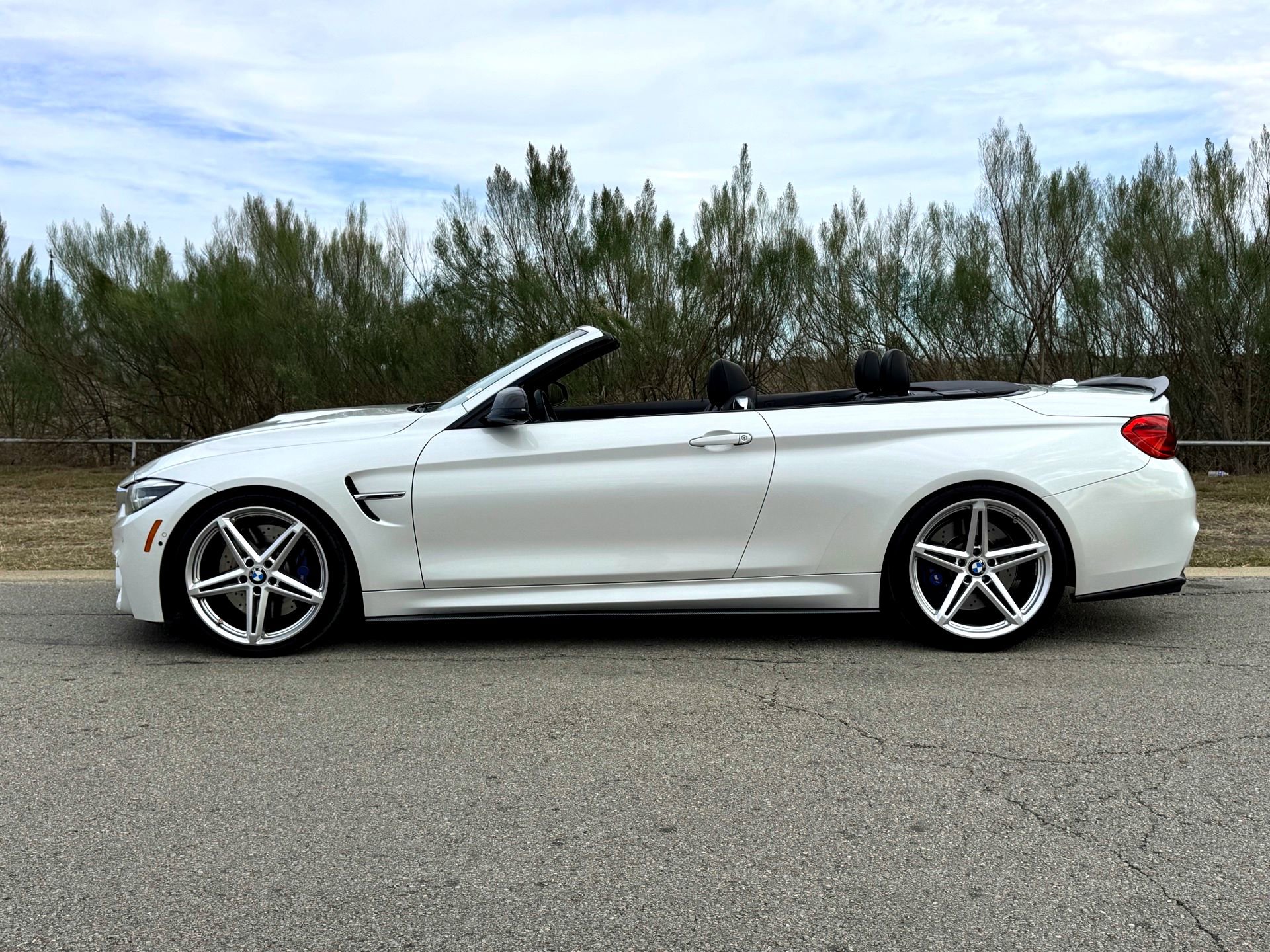 Used 2018 BMW M4 Convertible image 20