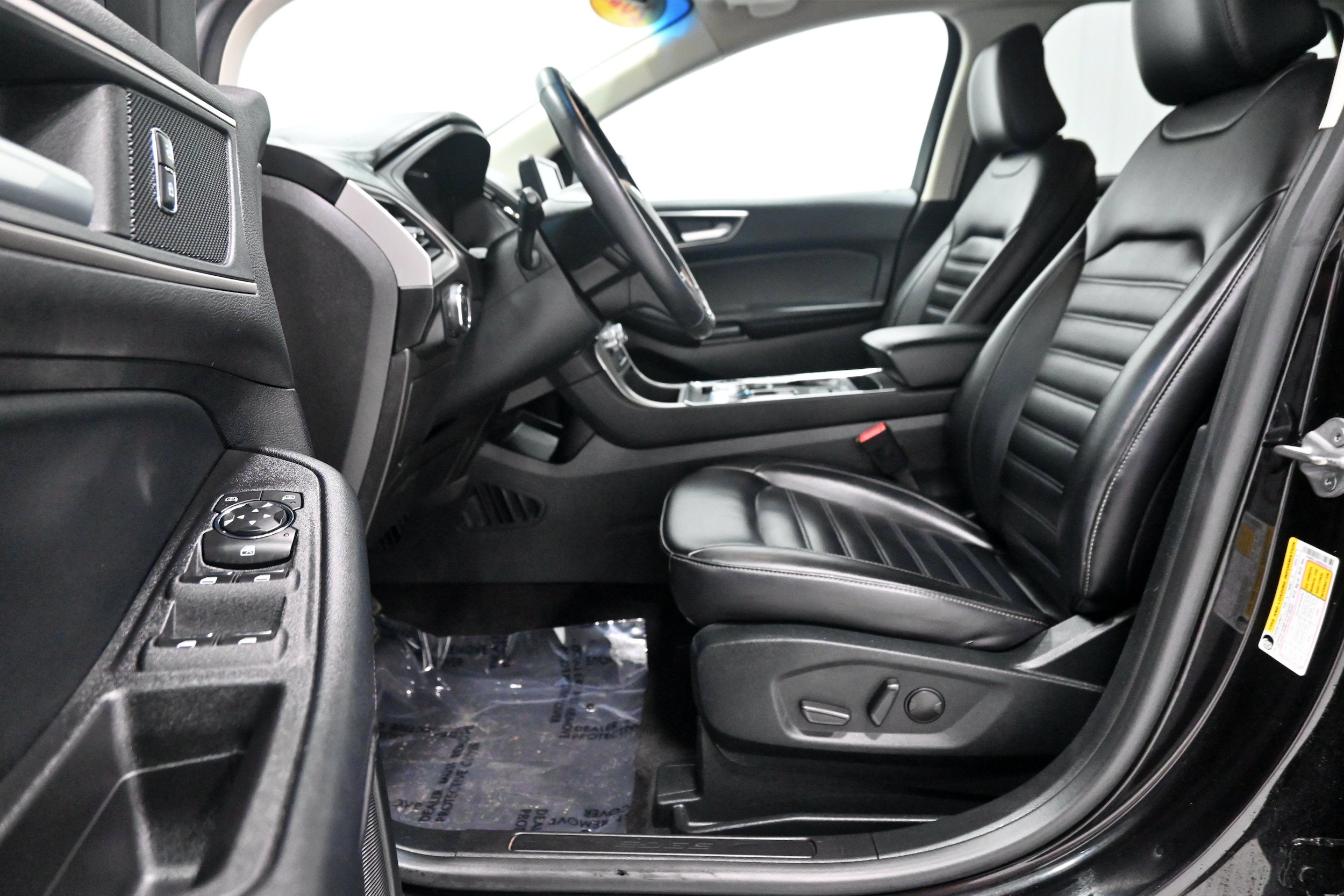Used 2022 Ford Edge SEL AWD/4WD image 5