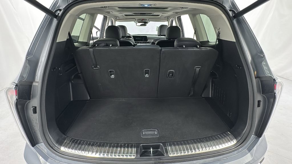 Used 2023 Kia Telluride SX image 16