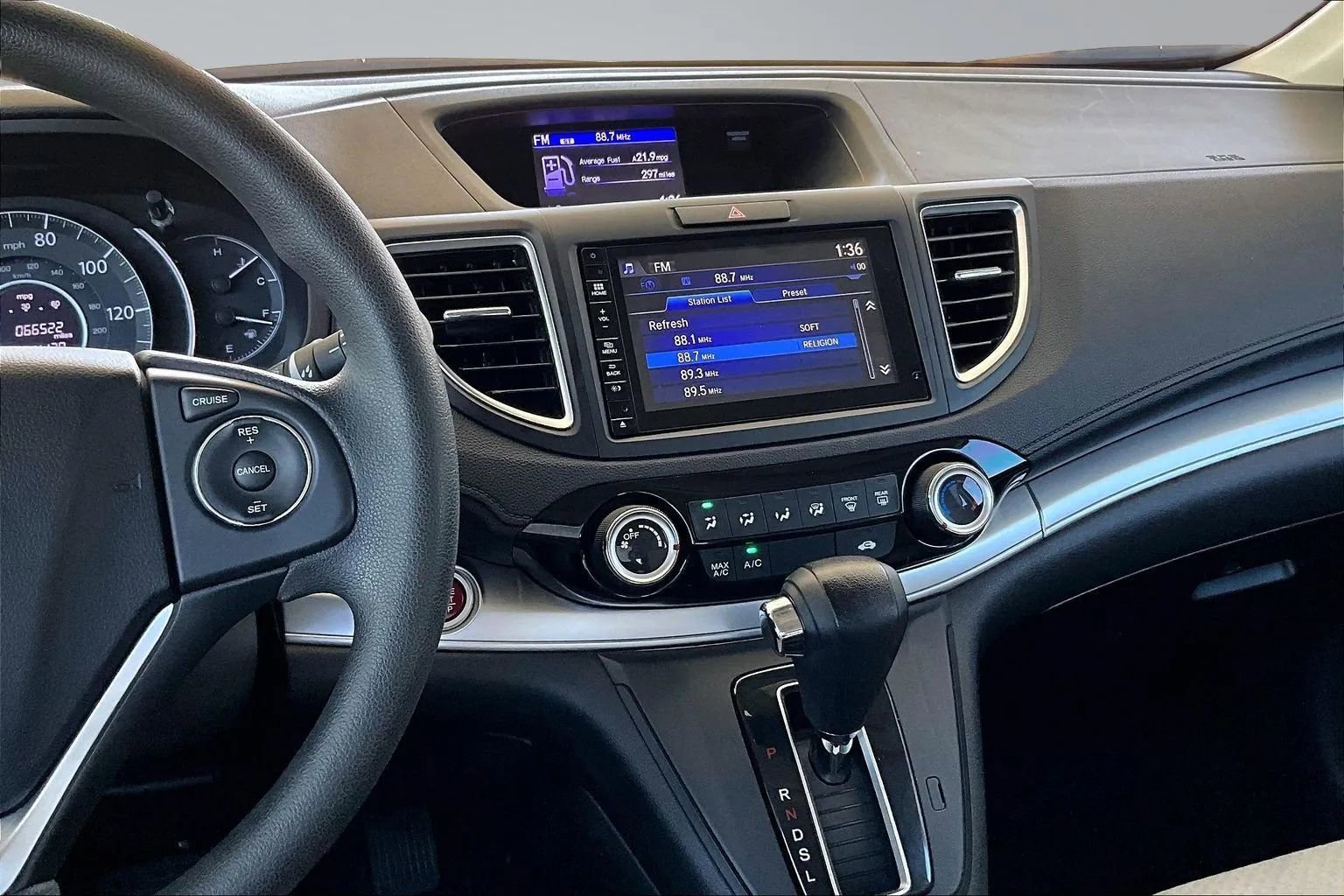 Used 2016 Honda CR-V EX image 9