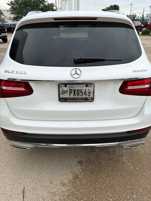 Used 2018 Mercedes-Benz GLC 300 4MATIC image 4