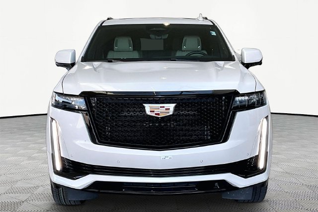 Used 2024 Cadillac Escalade Sport w/ Touring Package AWD/4WD image 2