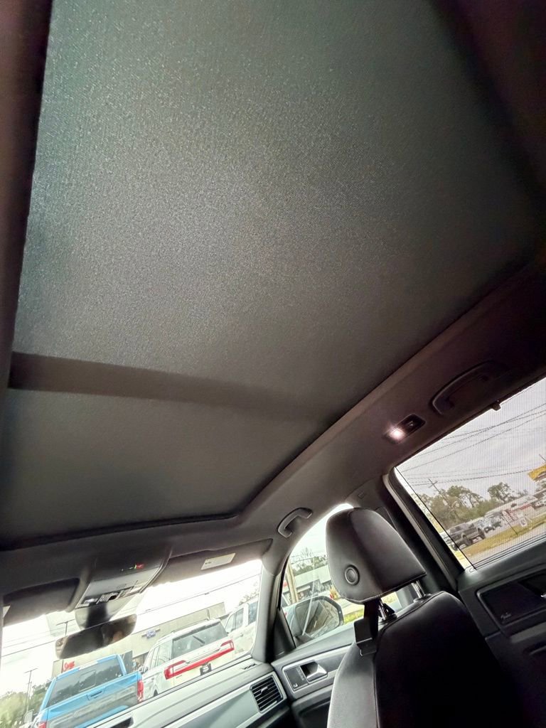 Used 2020 Volkswagen Atlas Cross Sport SEL Premium image 12