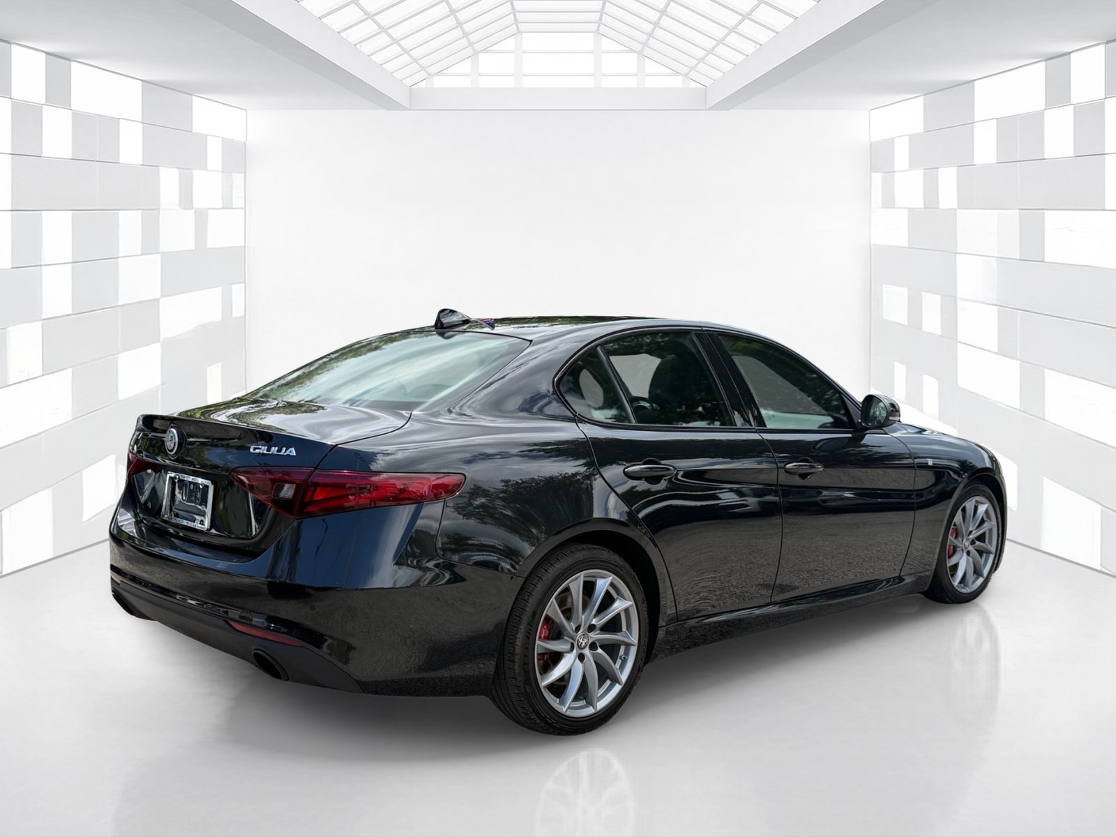 Used 2023 Alfa Romeo Giulia Ti w/ Active Assist Plus Package RWD image 7