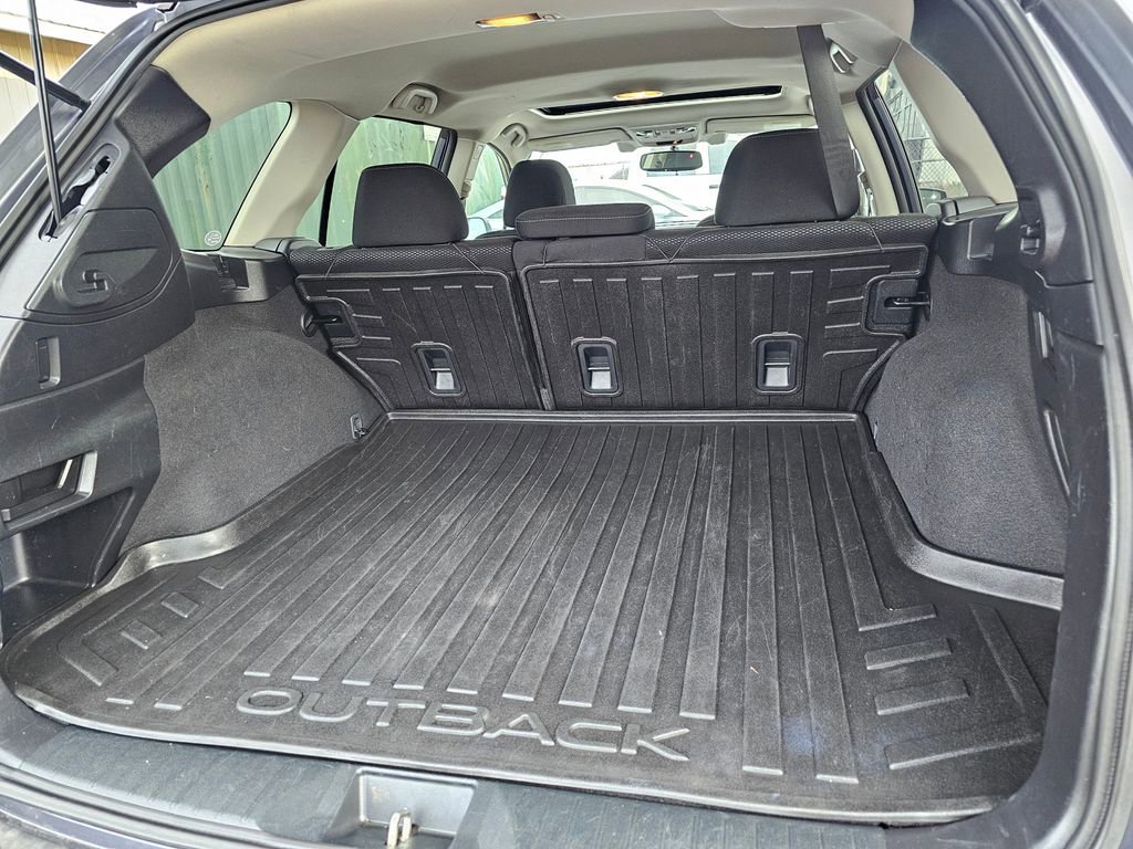 Used 2015 Subaru Outback 2.5i Premium AWD/4WD image 14