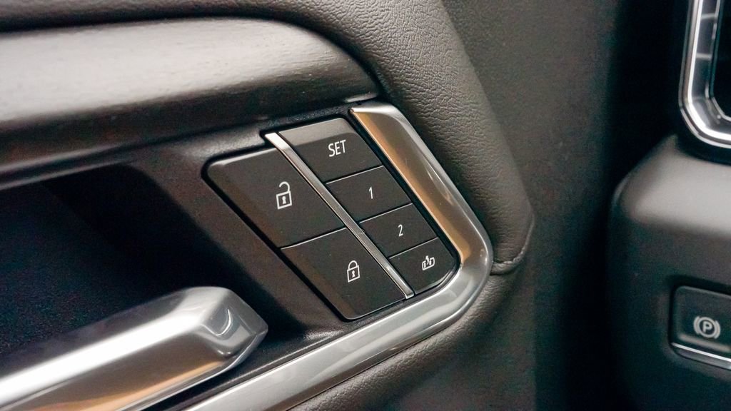 New 2025 GMC Sierra 2500 Denali w/ Denali Reserve Package image 25