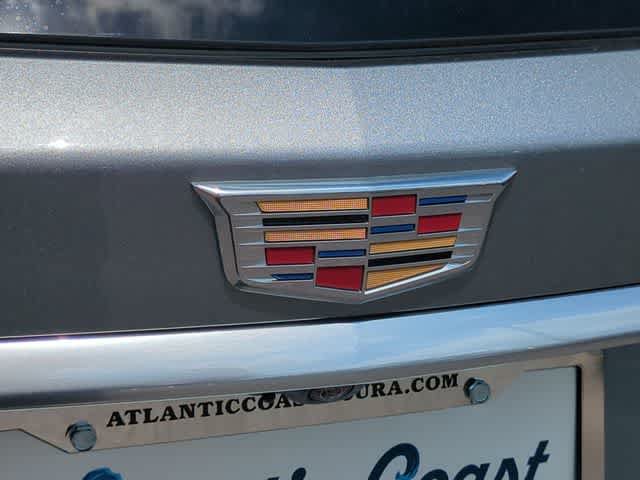 Used 2025 Cadillac XT6 Premium Luxury w/ LPO, Floor Liner Package FWD image 12