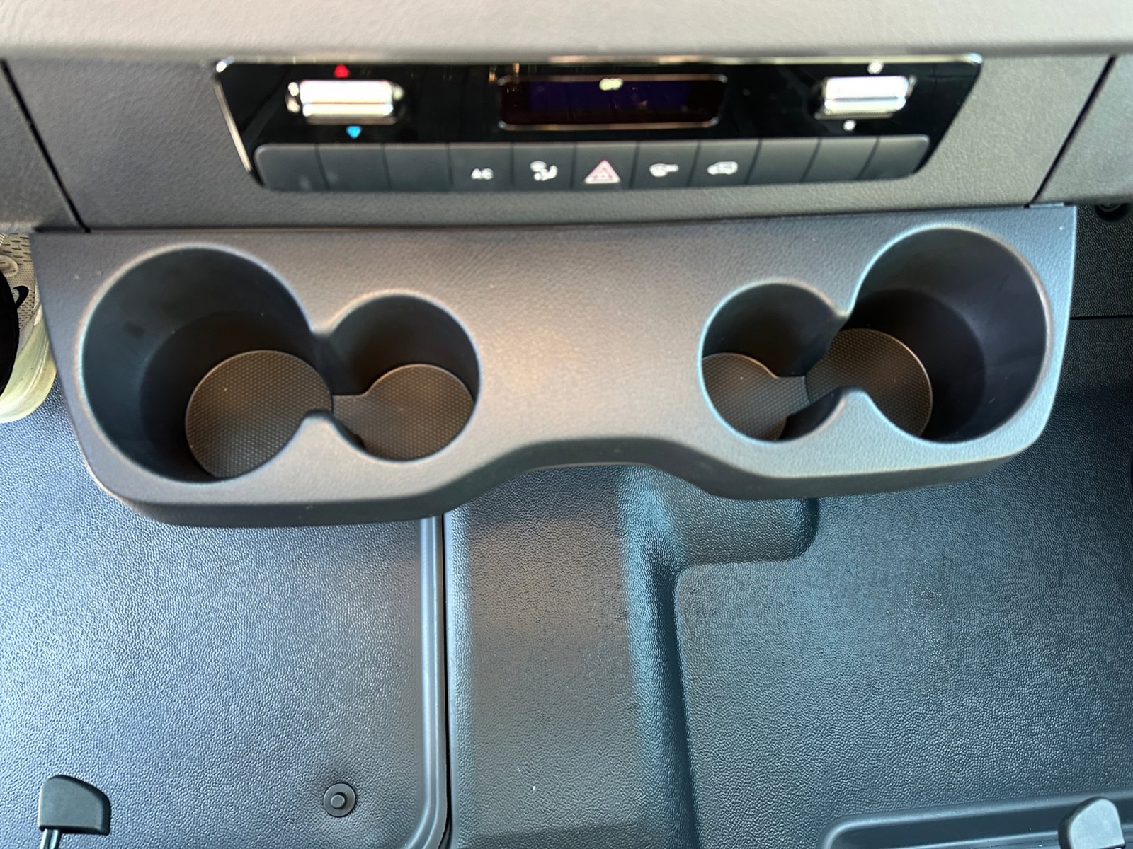 Used 2025 Mercedes-Benz Sprinter 2500 image 24