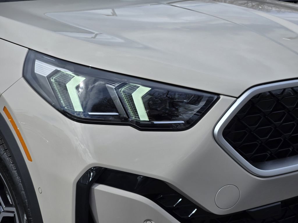 New 2026 BMW X2 xDrive28i w/ Convenience Package image 8