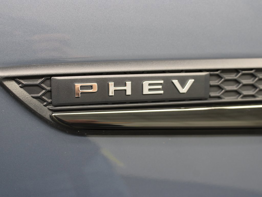 Used 2025 MAZDA CX-70 Plug-In Hybrid w/ Premium Pkg image 42