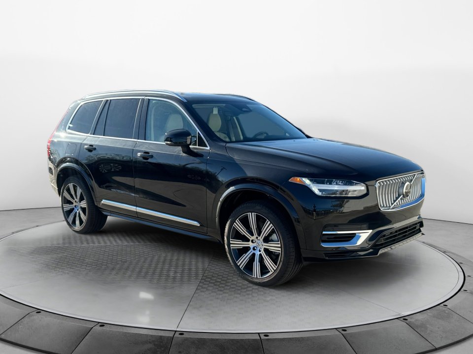 New 2025 Volvo XC90 T8 Plus w/ Protection Package Premier image 1