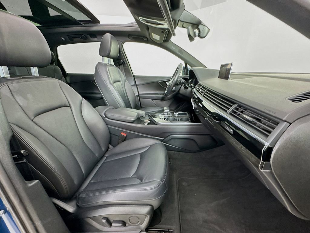 Used 2018 Audi Q7 3.0T Premium Plus image 38