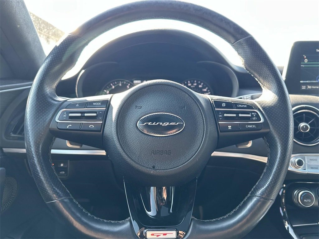 Used 2021 Kia Stinger GT2 image 21