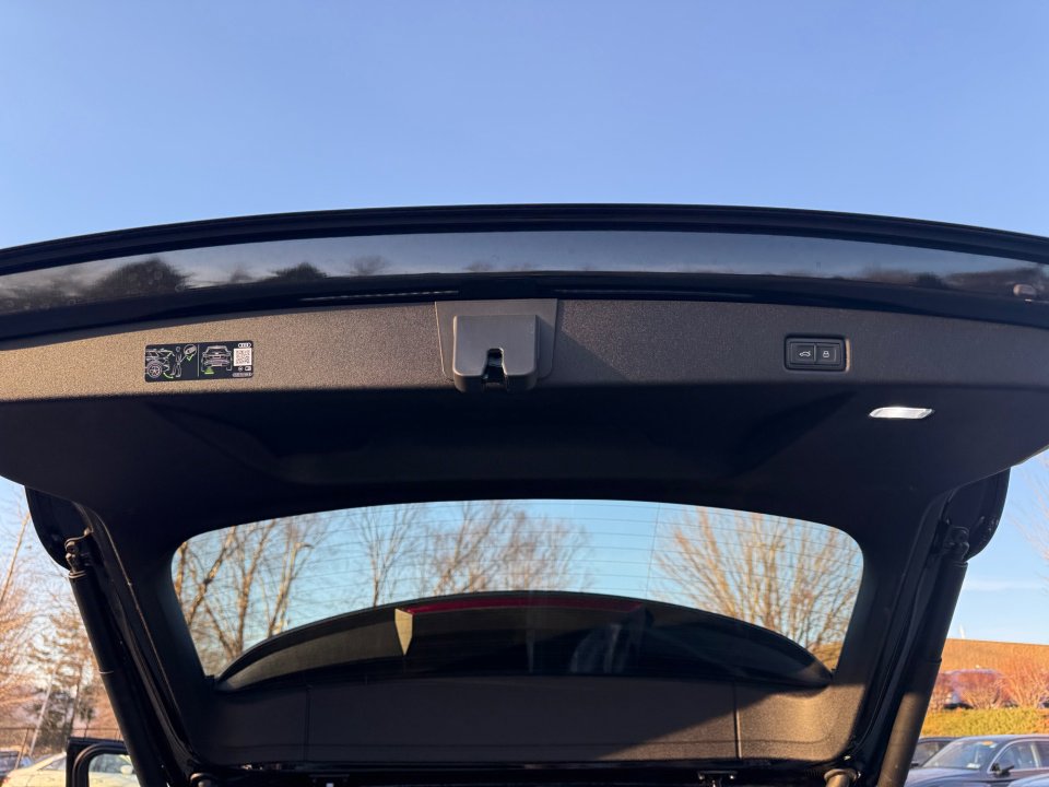 Certified 2025 Audi Q5 Premium w/ Convenience Package image 14