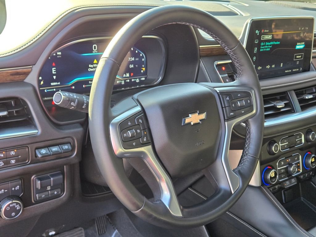 Used 2024 Chevrolet Suburban Premier w/ Premium Package AWD/4WD image 18