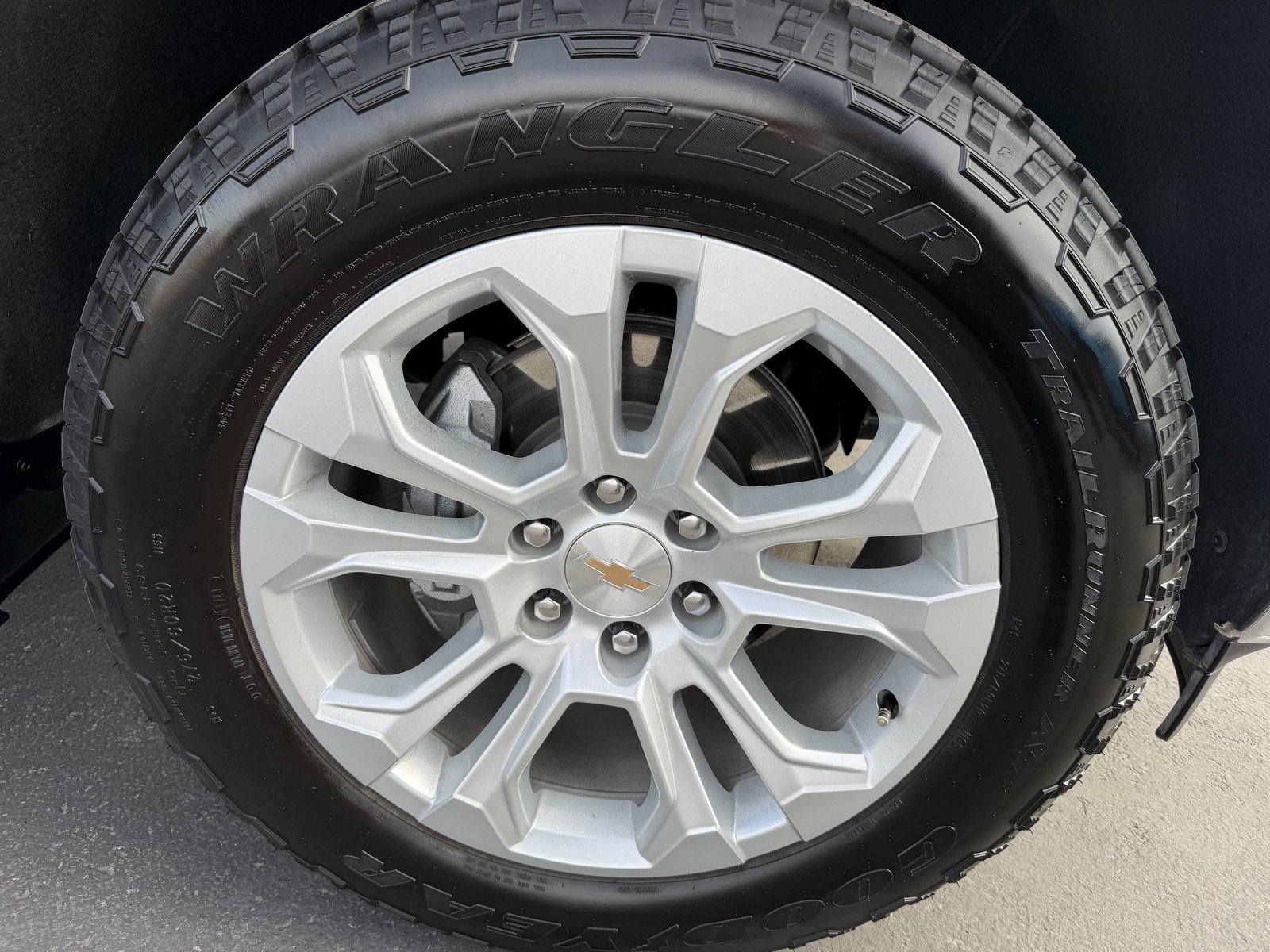 Used 2024 Chevrolet Silverado 1500 LTZ image 29