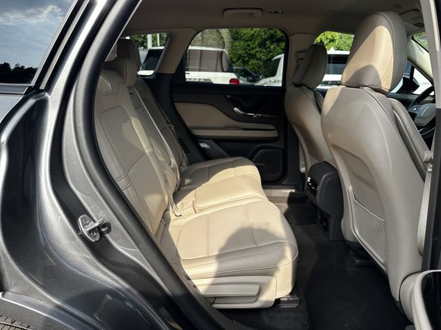 Certified 2024 Lincoln Corsair AWD w/ Equipment Group 101A image 37